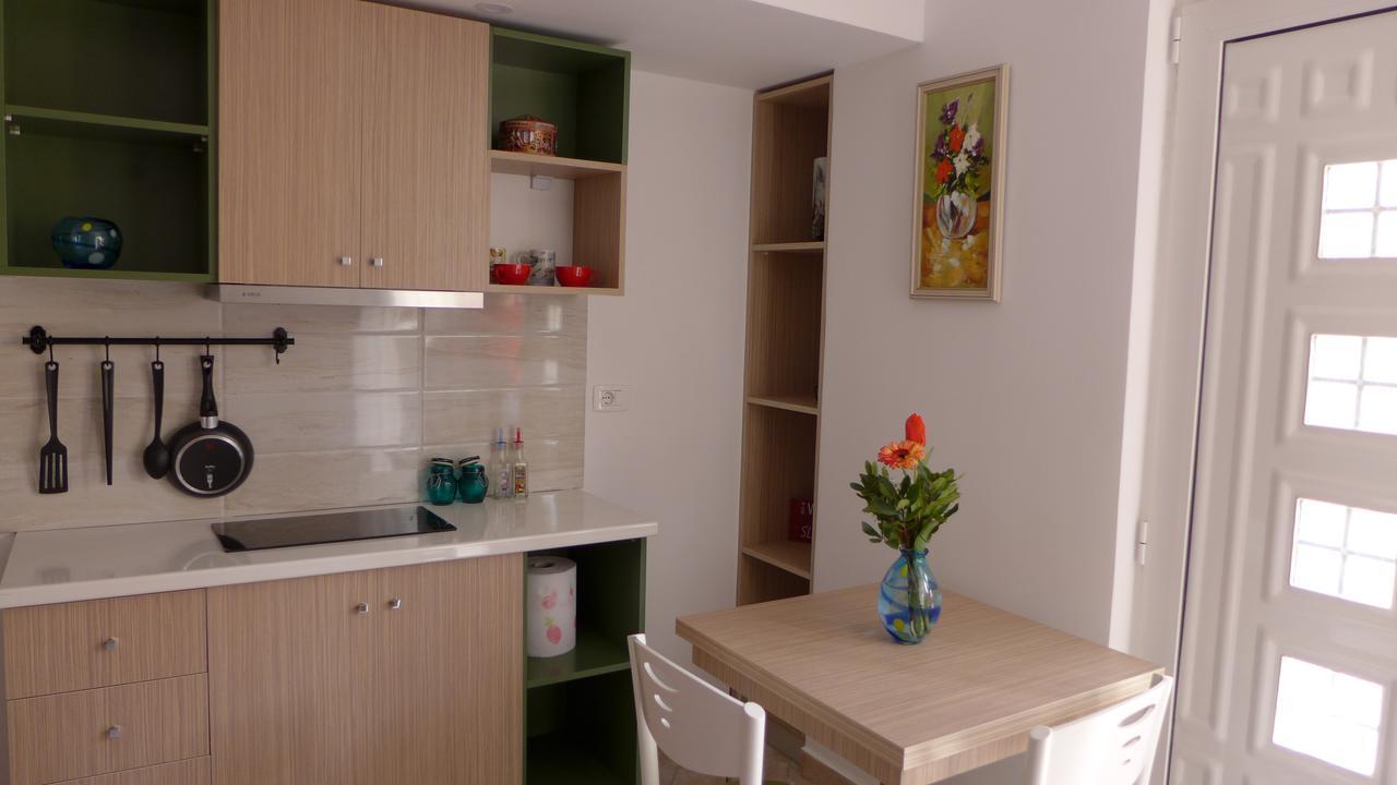 Andi Apartment