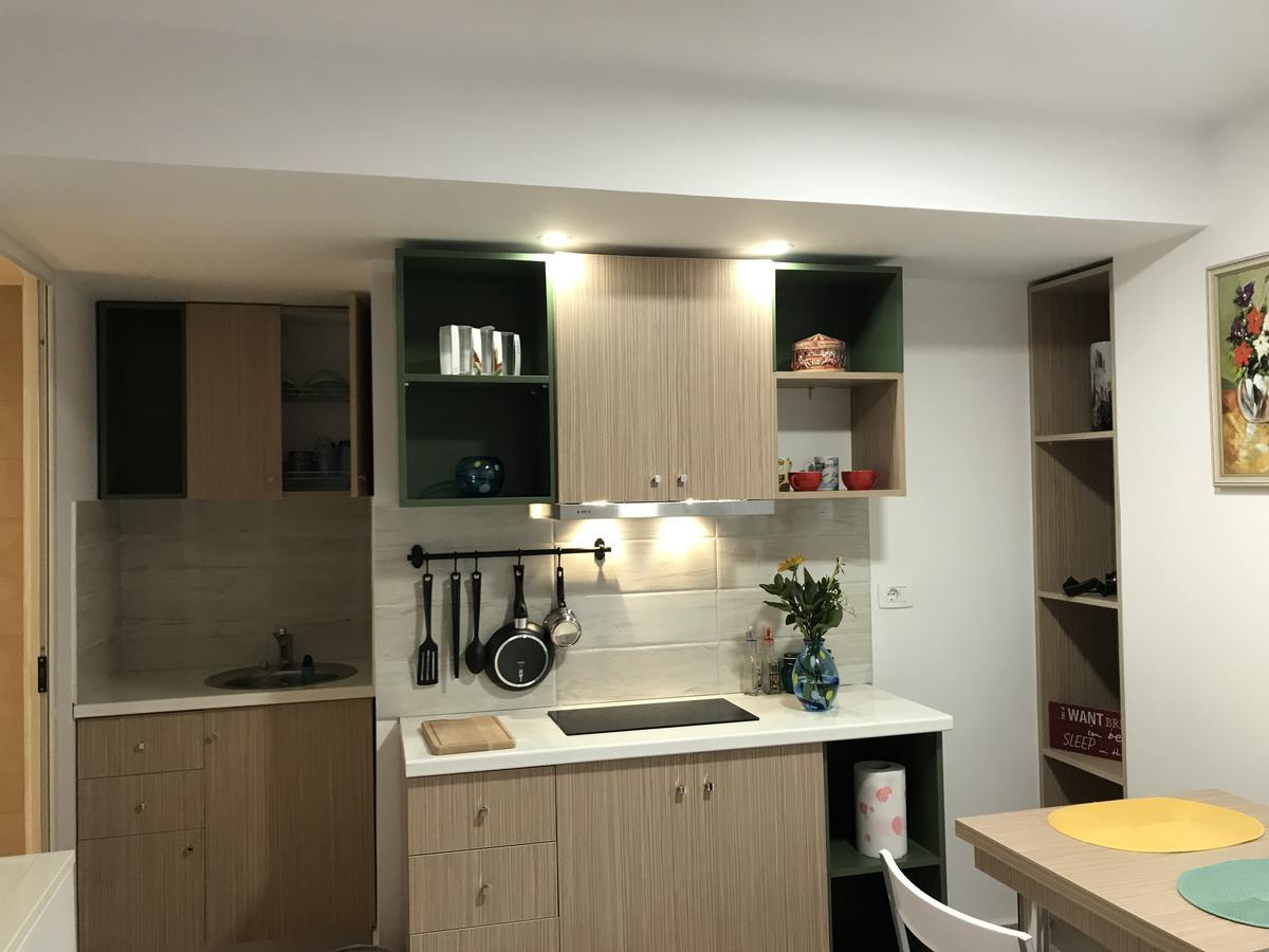 Andi Apartment