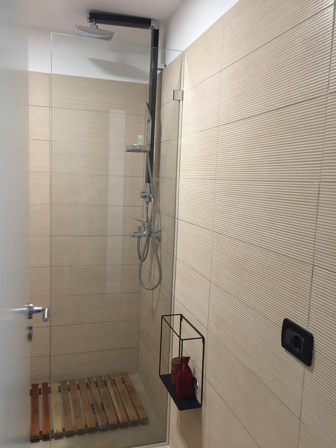 Apartment Andi Tirana