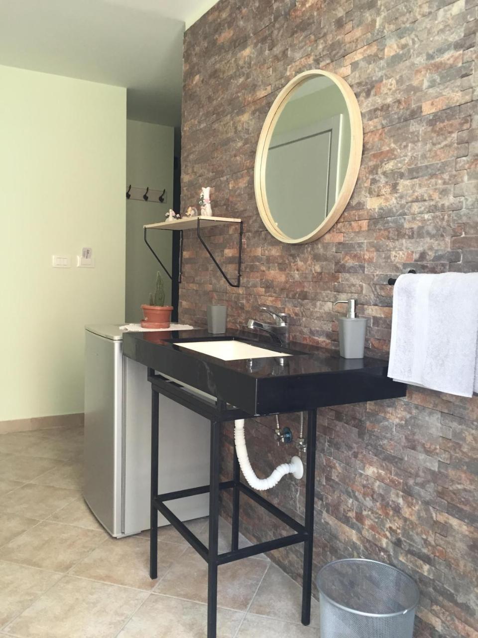 Andi Apartment *